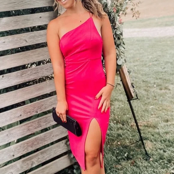 Hello Molly Pink One-Shoulder wedding guest Dress size small - Picture 2 of 6